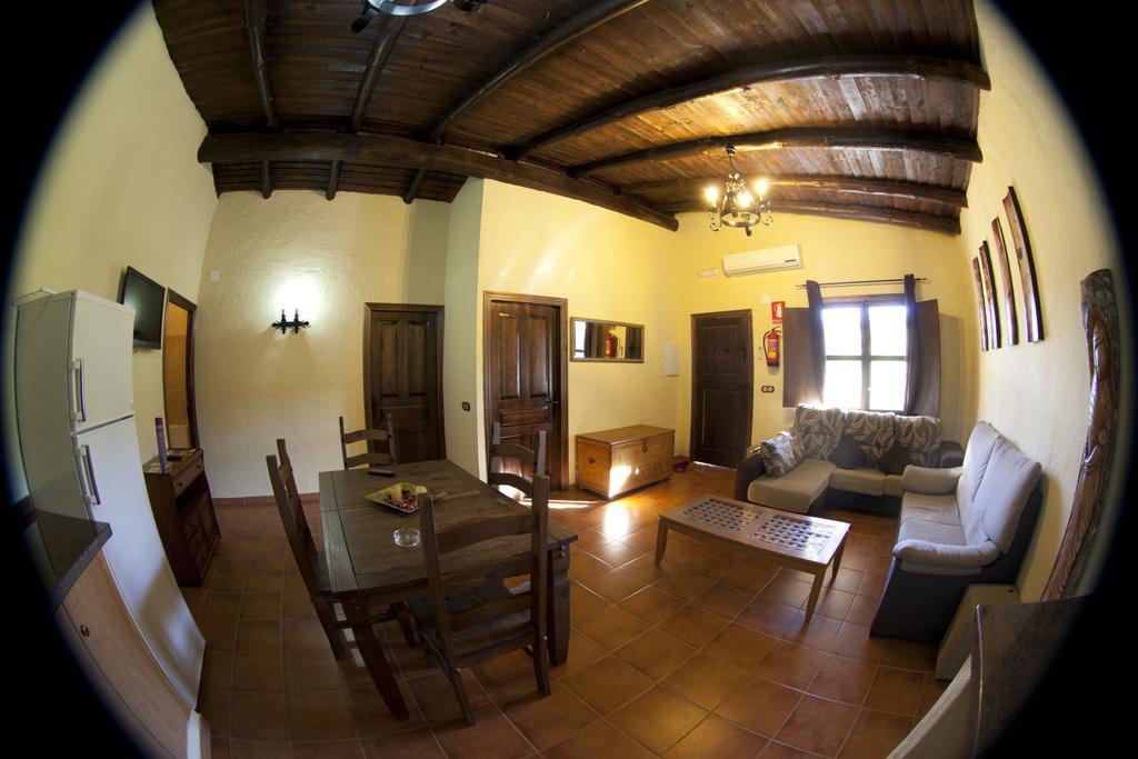 Complejo Rural El Prado Hotel Logrosan ภายนอก รูปภาพ